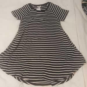 Short sleeve dress